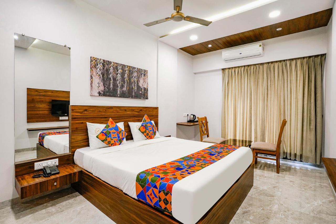 Fabhotel Swaraj Shirgaon  Bagian luar foto