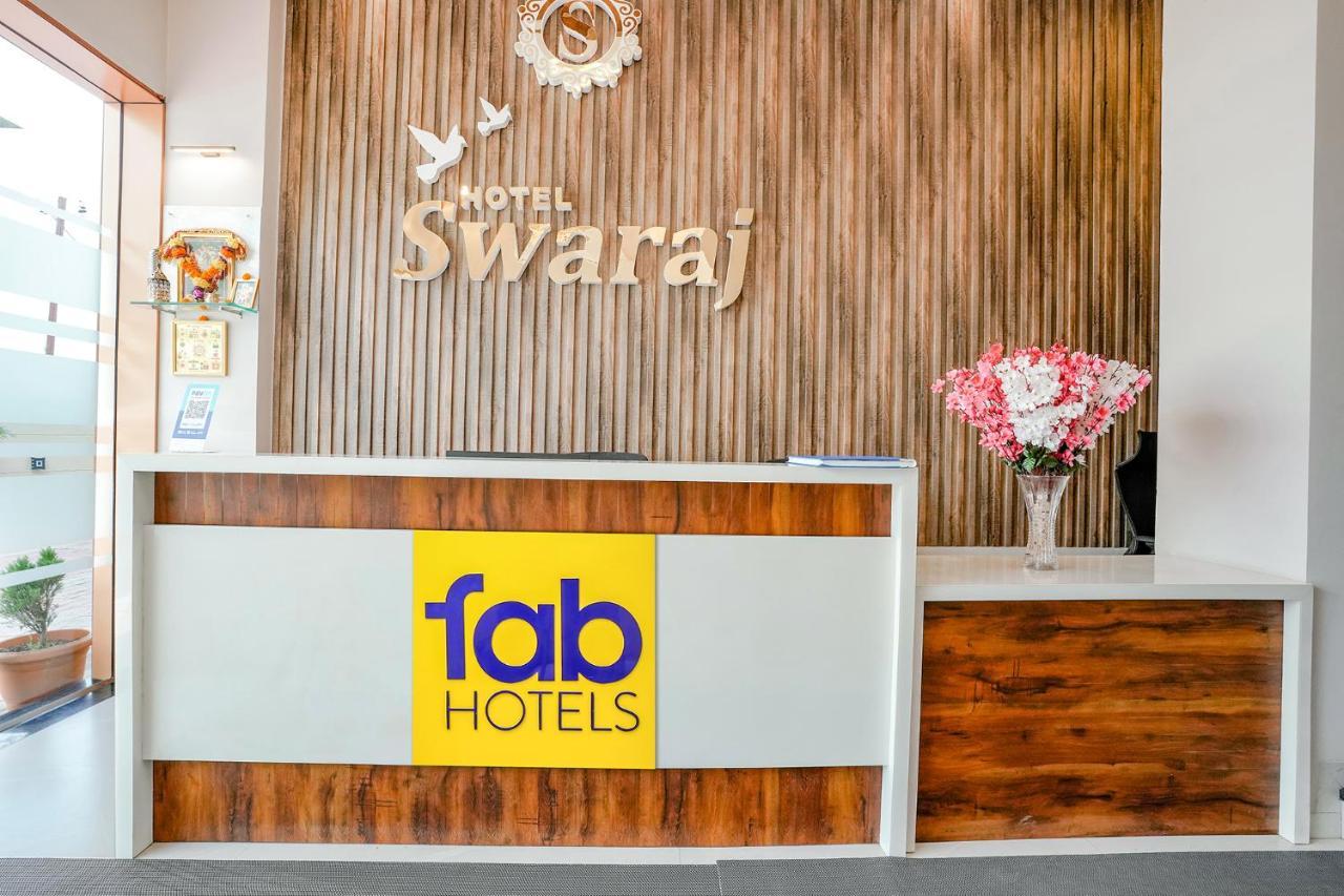 Fabhotel Swaraj Shirgaon  Bagian luar foto